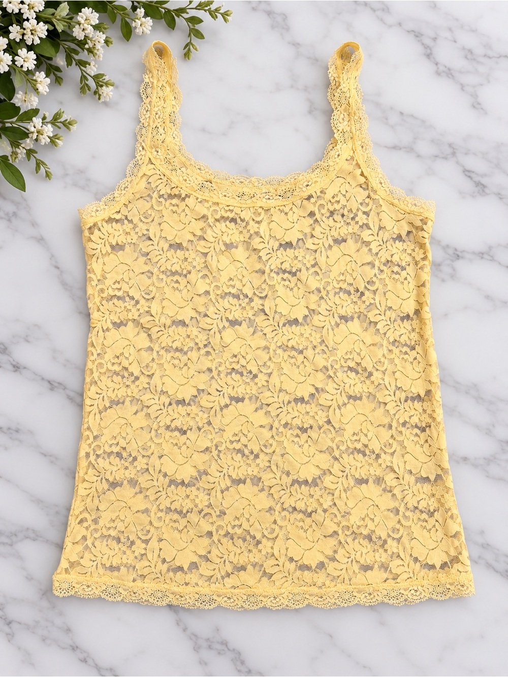 Lace Trim Yellow Women's Camisole Tank Top